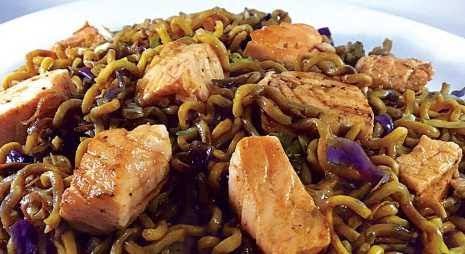 Yakissoba de Salmão 300G