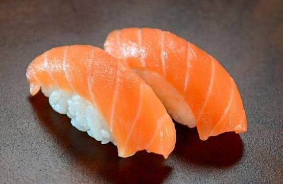 Sushi Salmão 6 unidades